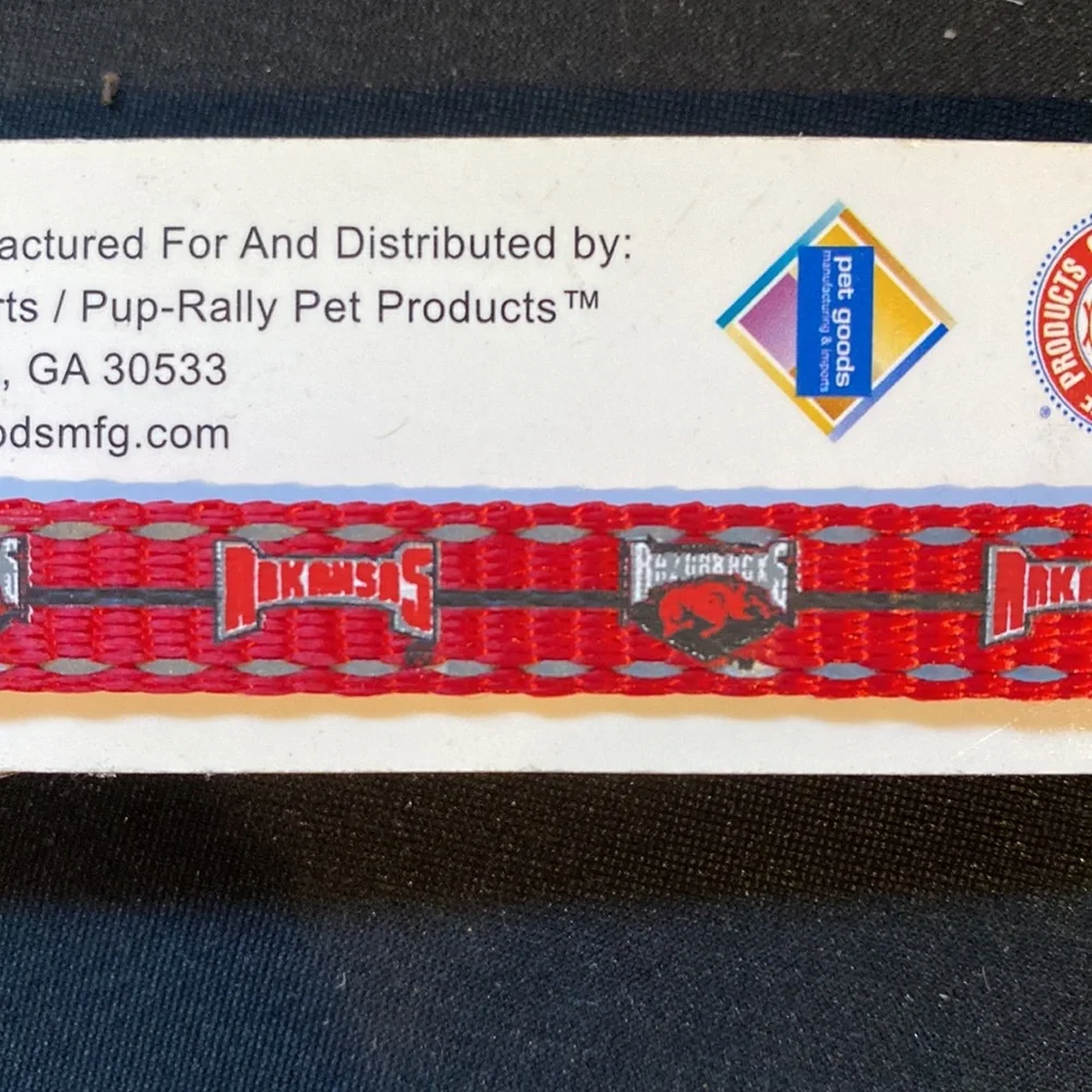 NEW - Arkansas Razorbacks Breakaway Cat Collar